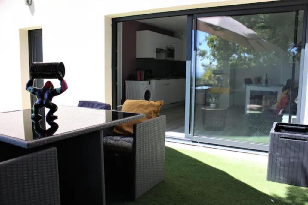 Appartement Tout Equipe En Rez-De-Jardin Entre Gard Et Ardeche Saint-Julien-de-Peyrolas Exterior photo